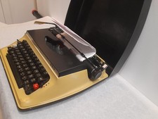 Machine à écrire ROYAL 280