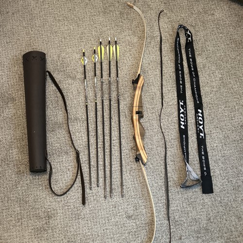 Recurve bow set with - bow, arrows