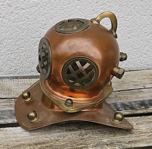 Petit casque plongée - de,