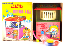 Ancien lave-vaisselle jouet en étain Yonezawa Wind-Up No. 972 - 1950s Japan, ...