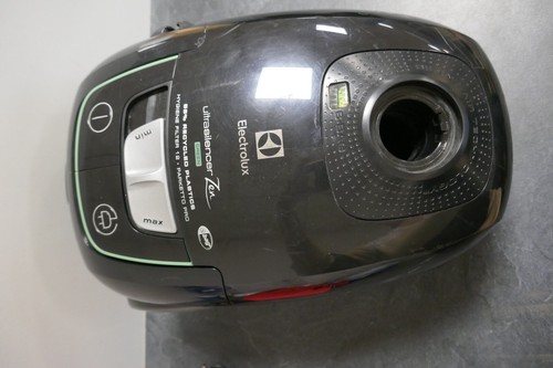 Aspirateur traineau avec sac