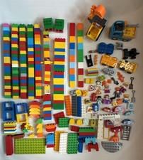 LEGO DUPLO lot 7 lbs 260+