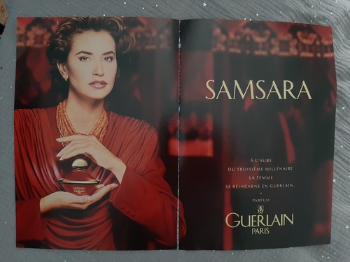 Publicité papier parfum - publicité,