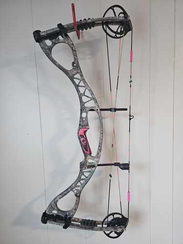 Hoyt charger compound bow - hoyt,