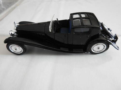 Voiture miniature bugatti - miniature,