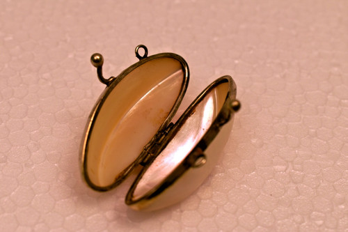 Pendentif boîte pilules - pendentif,