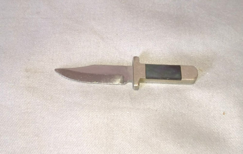 Ancien petit couteau - petit,