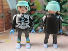 Dr. Drone aventurier au visage tatoué et cheveux bleus 9254 PLAYMOBIL espion