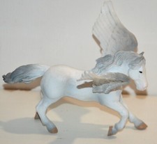 Figurine animal cheval ailé