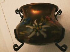 Chaudron miniature tripode en cuivre décor floral