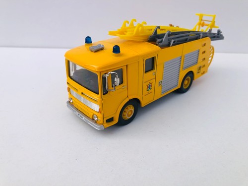 Corgi pompier aec - pompier, 1/50