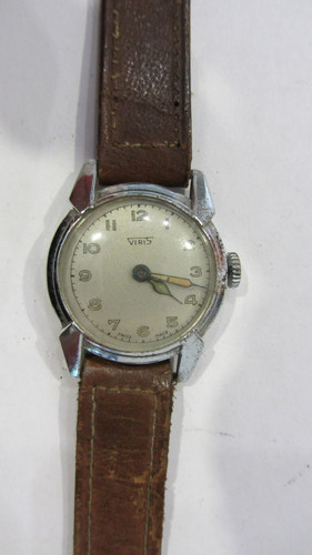 Montre mécanique militaire - ,