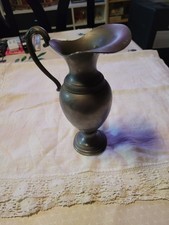 Petite cruche ou aiguière en