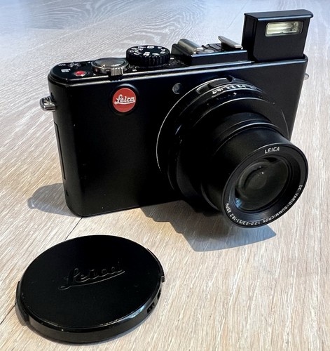 Leica lux camera - d-lux,