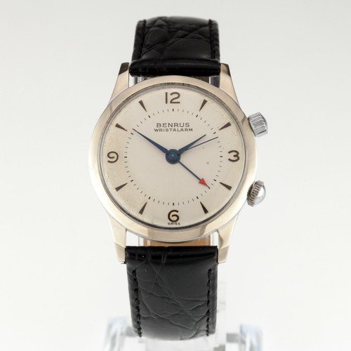 Montre mécanique alerte - À, en
