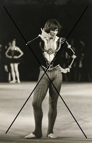 Photo rudolf nureyev - rudolf,