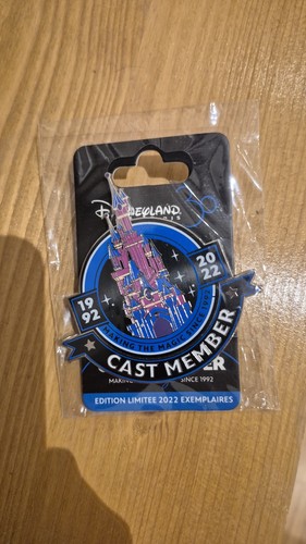 Pin disneyland paris ans - paris,