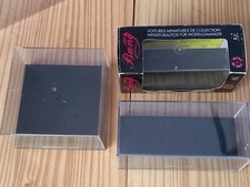 Lot de 3 boites Vitrine Ferrari 330P4 , Trofeu et VW Golf GTI  1/43