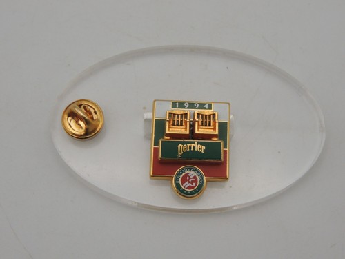 Pin sport tennis roland - pin's,