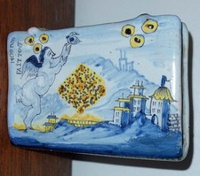 SECOUETTE TABATIERE ANCIENNE FAIENCE DE NEVERS