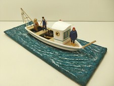 "Pieds Lourds" Bateau de