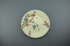 Assiette murale en Céramique de Sarreguemines Décor Fleures Ø 26,5 French plate.