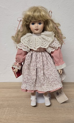 Poupée porcelaine cm - 42,