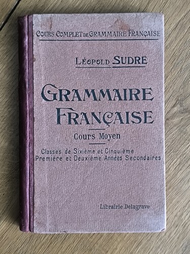 Livre scolaire ancien - livre,