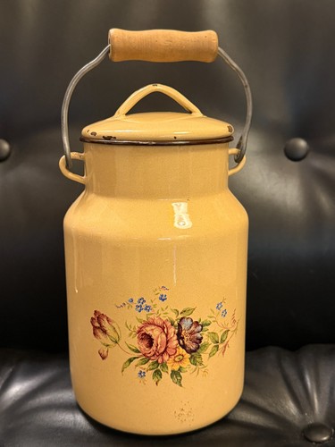 Ancien pot a lait - a,