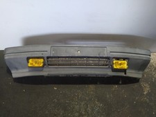 enjoliveur pare-choc avant