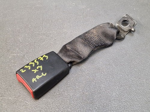 Attache ceinture sécurité