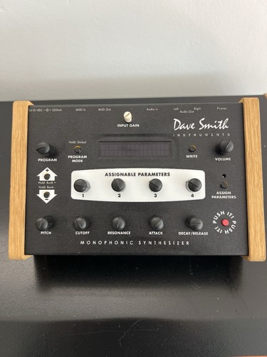 Dave smith instruments mopho - dave,