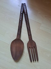Cuillère et fourchette décoratives en bois