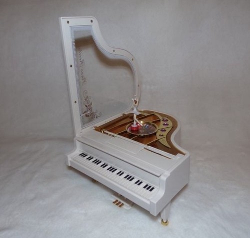 Boite musique piano blanc - boite, à