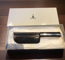 RAMASSE MIETTES Métal