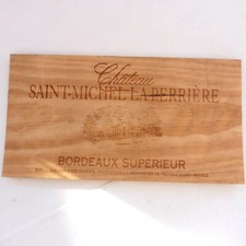 PLAQUE EN BOIS DE CAISSE A VIN