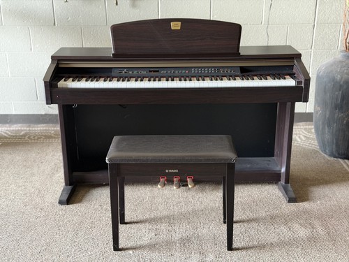 Yamaha clavinova clp 130 - clavinova, clp-130