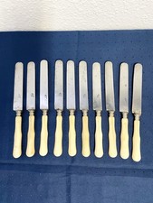 10 couteaux de table anciens