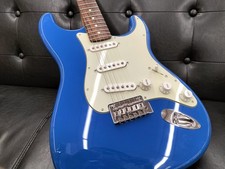 Guitare électrique FENDER MIJ HYBRID II STRAT FB