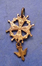 Petite CROIX HUGUENOTE dorée