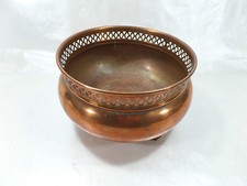 CACHE POT ANCIEN EN LAITON