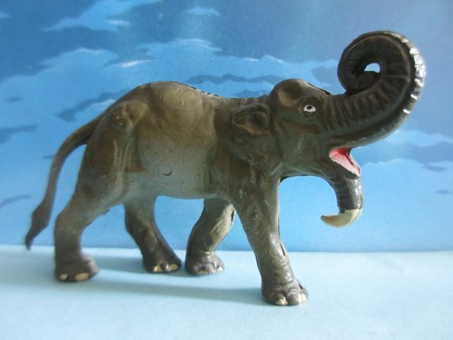 Ancienne figurine starlux - ancienne,