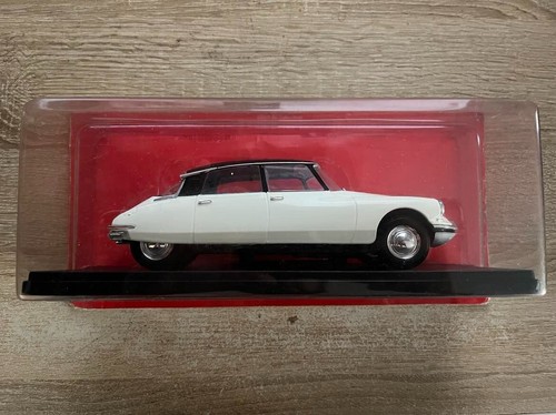Voiture miniature citroen - miniature,