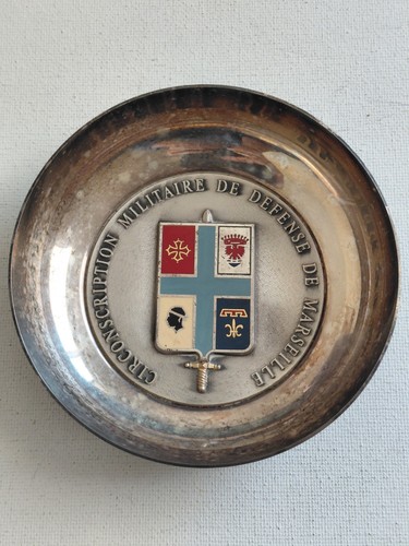 Coupelle militaire métal