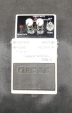 Pédale d'effet BOSS NS-2 Noise Suppressor pour guitare