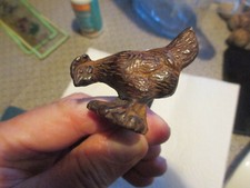           ROND DE SERVIETTE EN BRONZE ART DÉCO . poule .