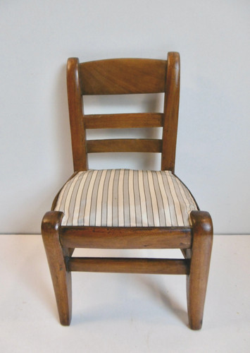 Petite chaise poupee - petite,
