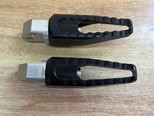 CALE REPOSE PIED PASSAGER