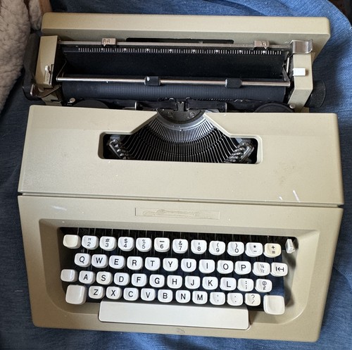 Vintage olivetti lettera - vintage,