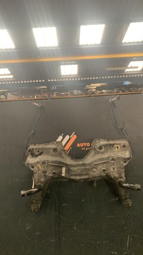 Berceau avant fiat 500l - fiat,